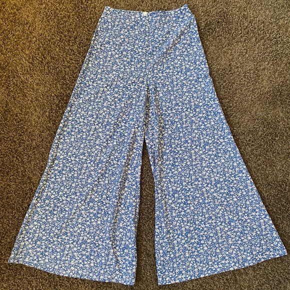 SHEIN Pants - Blue Floral Wide Leg Pants